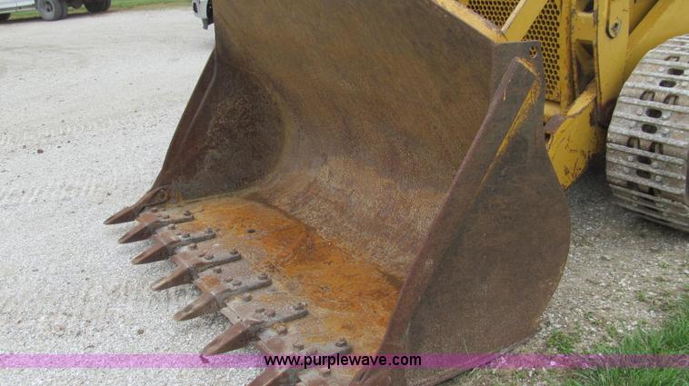 image for item G2019 1985 Komatsu D57S track loader