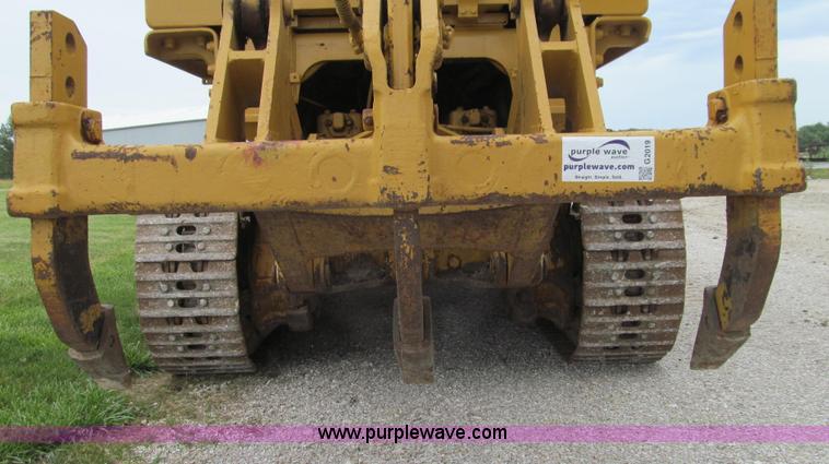 image for item G2019 1985 Komatsu D57S track loader