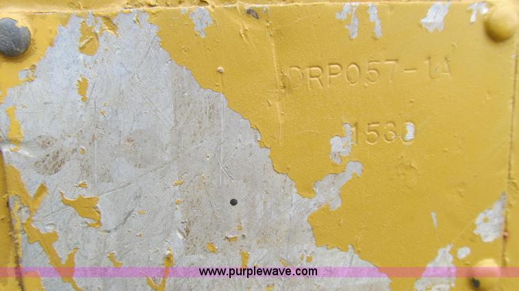 image for item G2019 1985 Komatsu D57S track loader