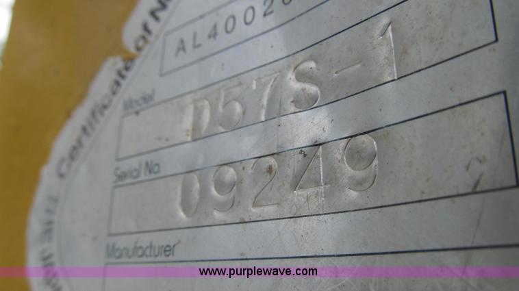 image for item G2019 1985 Komatsu D57S track loader