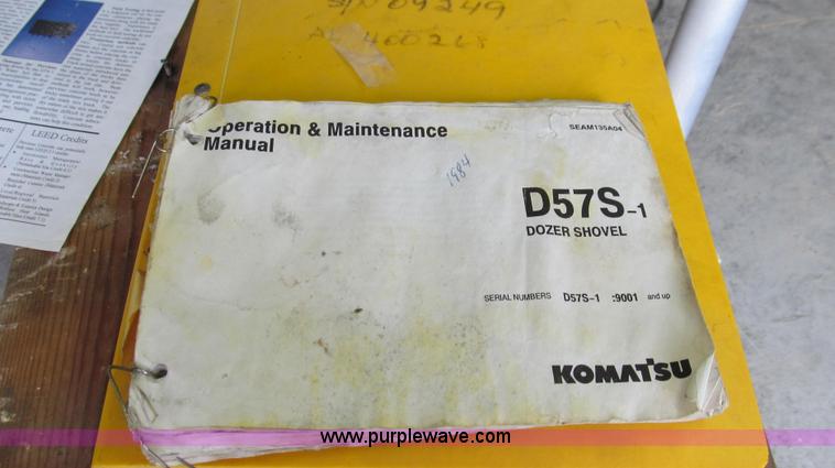 image for item G2019 1985 Komatsu D57S track loader