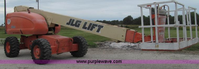 image for item G2020 1997 JLG 600S boom lift