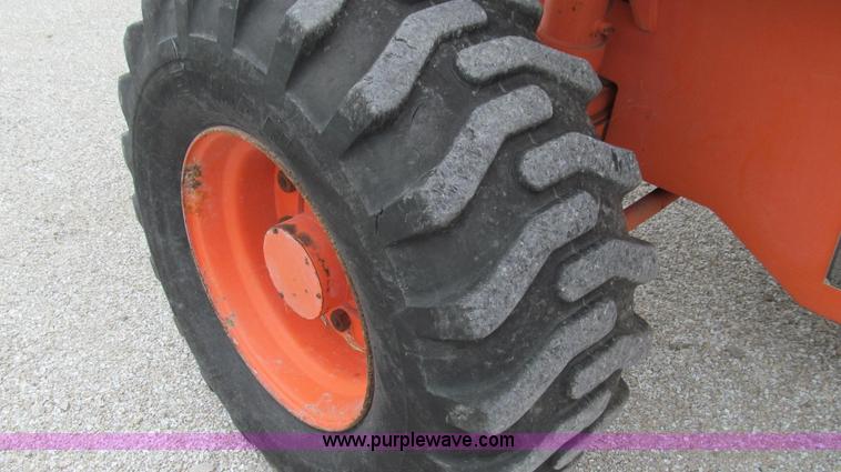 image for item G2020 1997 JLG 600S boom lift