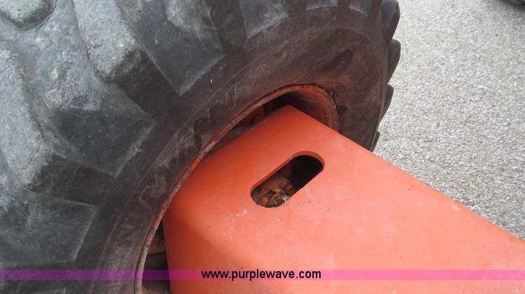 image for item G2020 1997 JLG 600S boom lift