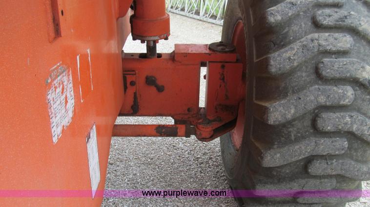 image for item G2020 1997 JLG 600S boom lift