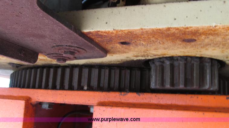 image for item G2020 1997 JLG 600S boom lift