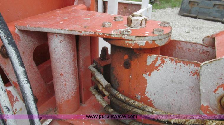 image for item G2020 1997 JLG 600S boom lift