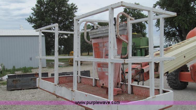 image for item G2020 1997 JLG 600S boom lift