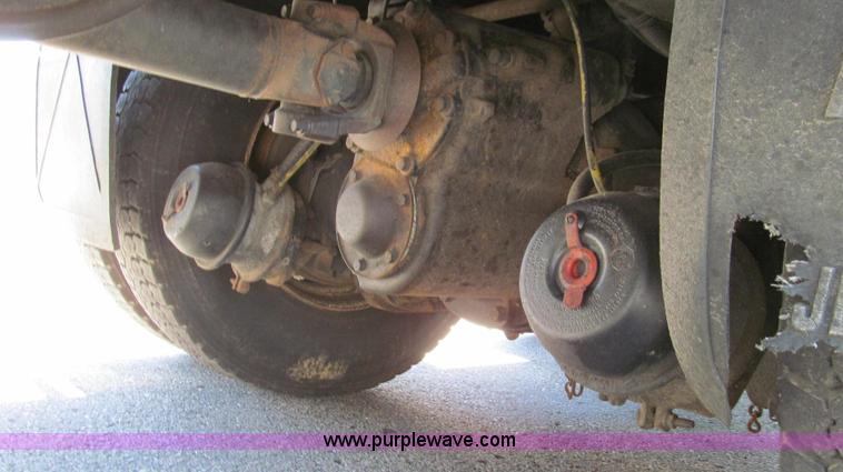 image for item G2021 2002 International F2554 dump truck