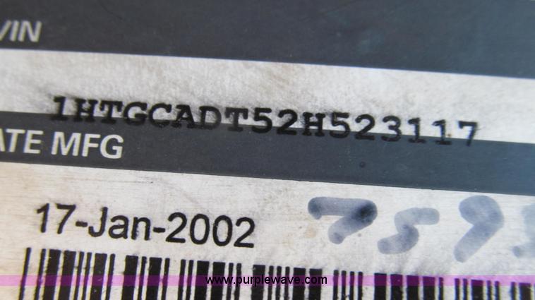 image for item G2021 2002 International F2554 dump truck