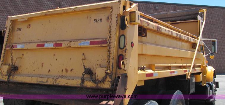 image for item G2022 1999 International 4900 dump truck