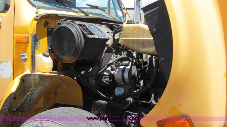 image for item G2022 1999 International 4900 dump truck