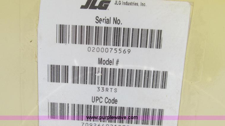 image for item G2028 2000 JLG 33RTS scissor lift