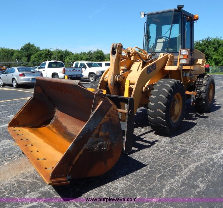 image for item G3264 1998 Case 621B wheel loader