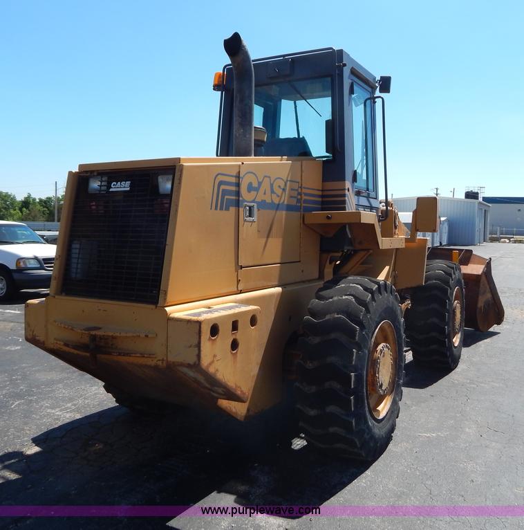 image for item G3264 1998 Case 621B wheel loader