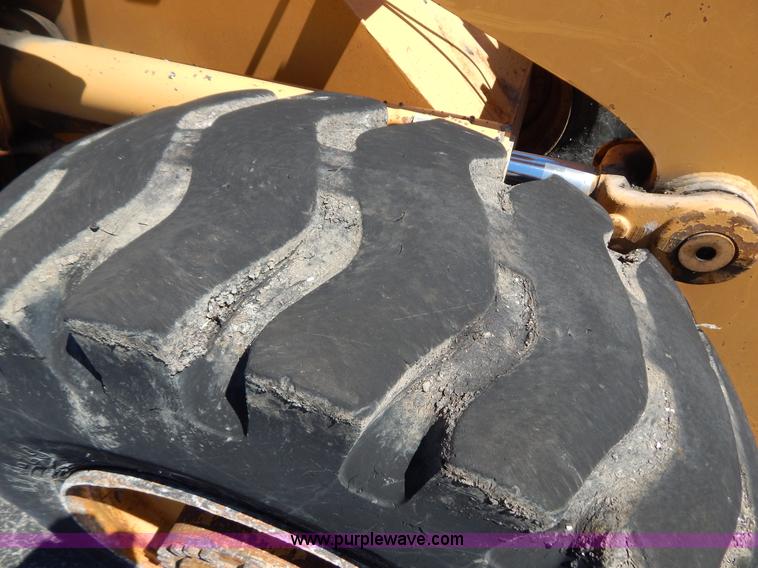 image for item G3264 1998 Case 621B wheel loader