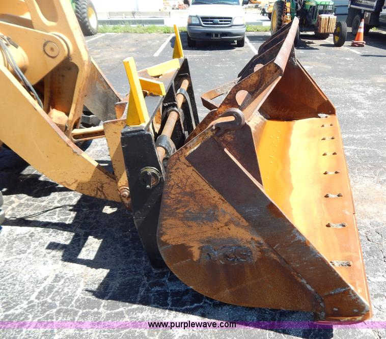 image for item G3264 1998 Case 621B wheel loader