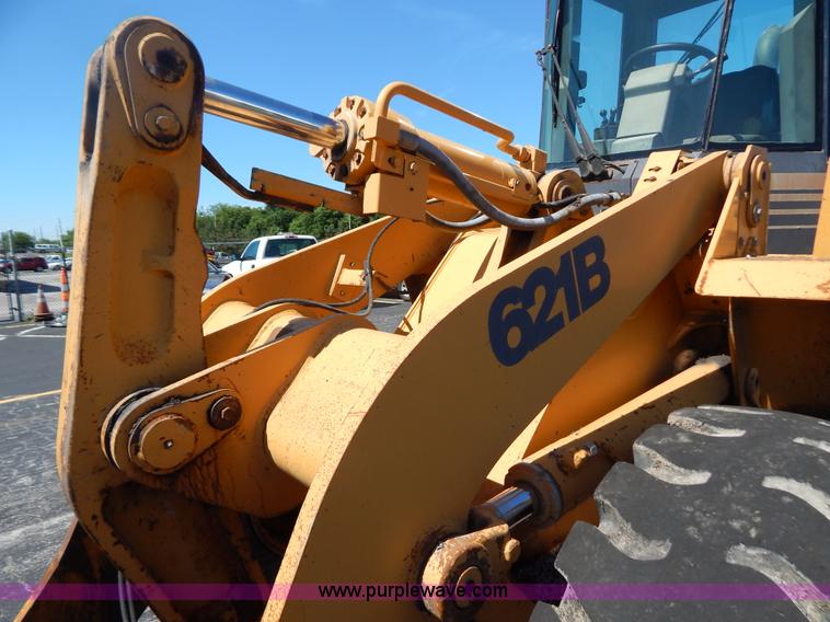 image for item G3264 1998 Case 621B wheel loader