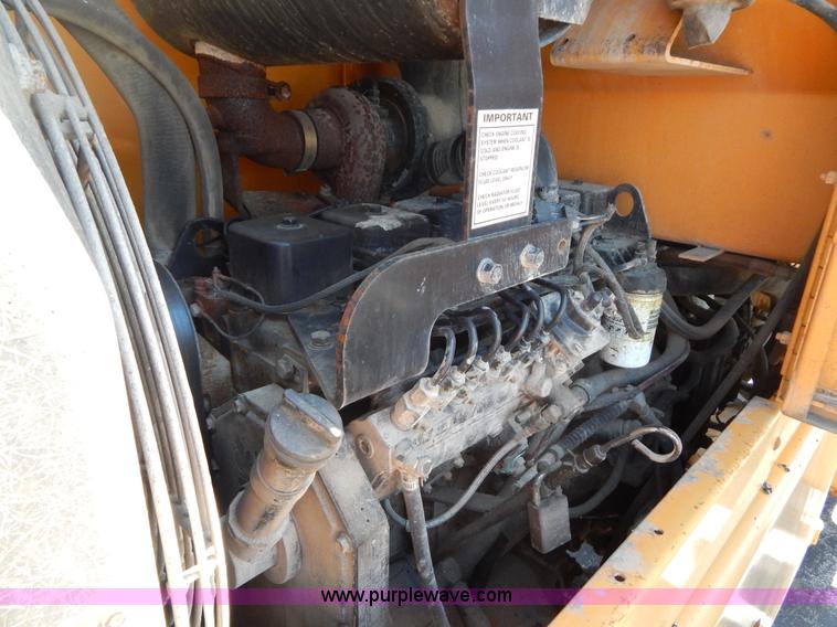 image for item G3264 1998 Case 621B wheel loader