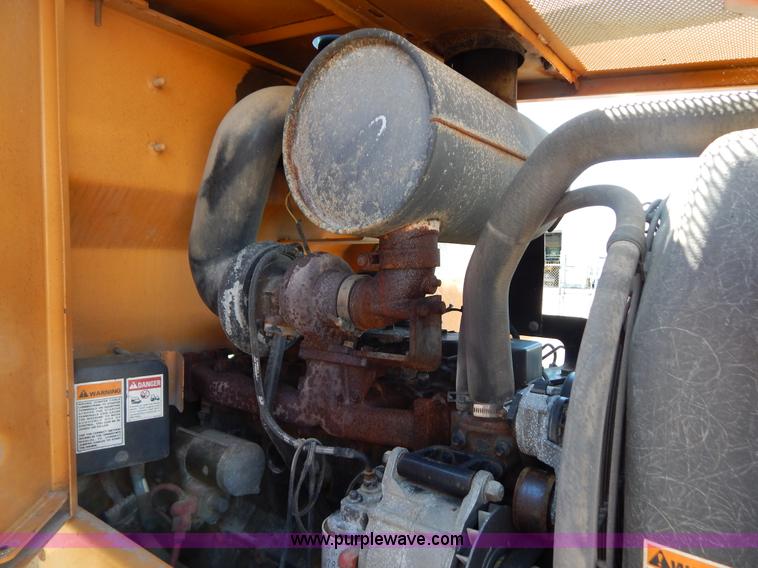 image for item G3264 1998 Case 621B wheel loader