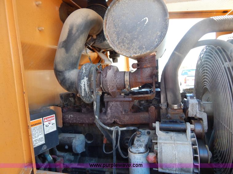 image for item G3264 1998 Case 621B wheel loader