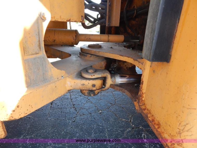 image for item G3264 1998 Case 621B wheel loader