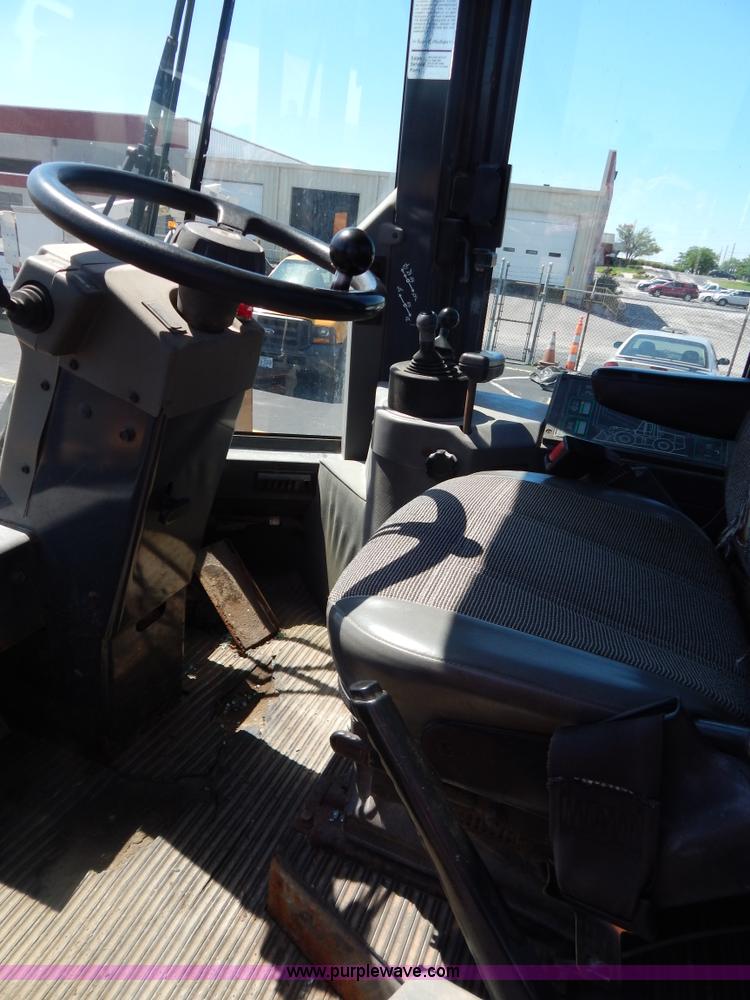 image for item G3264 1998 Case 621B wheel loader