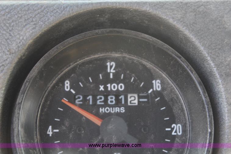 image for item G5022 1994 Mack RD688S dump truck