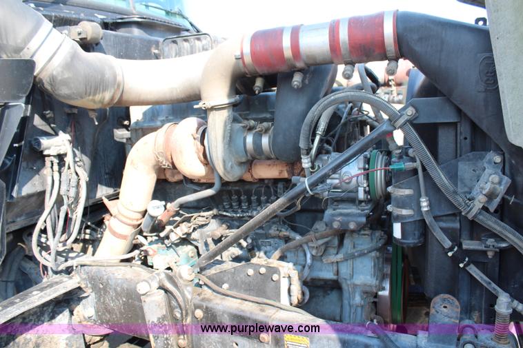 image for item G5022 1994 Mack RD688S dump truck