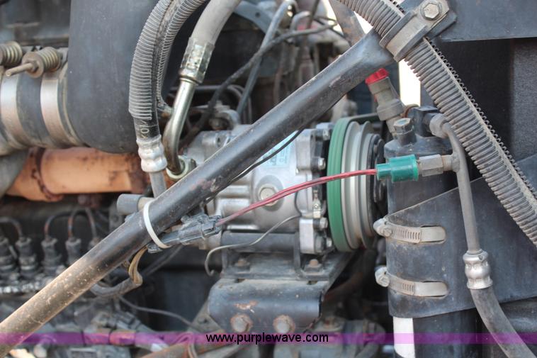 image for item G5022 1994 Mack RD688S dump truck