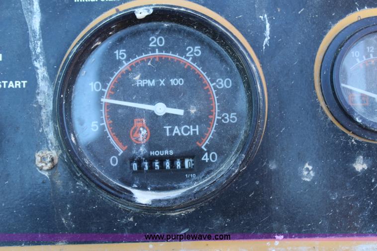 image for item G5050 1998 Vermeer T850 trencher