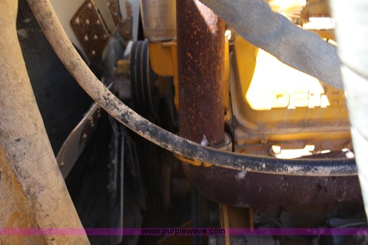 image for item G5050 1998 Vermeer T850 trencher