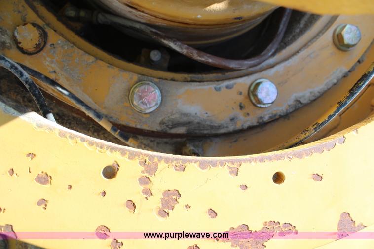 image for item G5050 1998 Vermeer T850 trencher