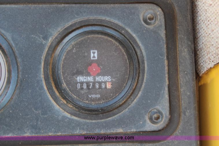 image for item G5058 1999 Bomag vibratory pad foot roller