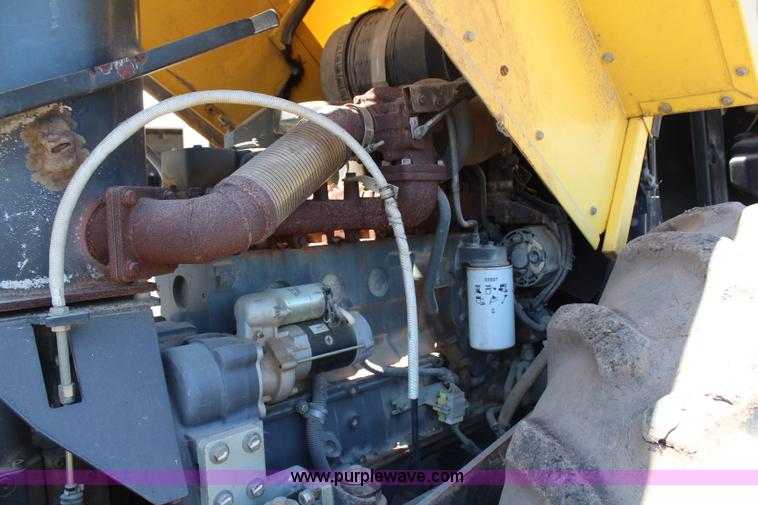 image for item G5058 1999 Bomag vibratory pad foot roller