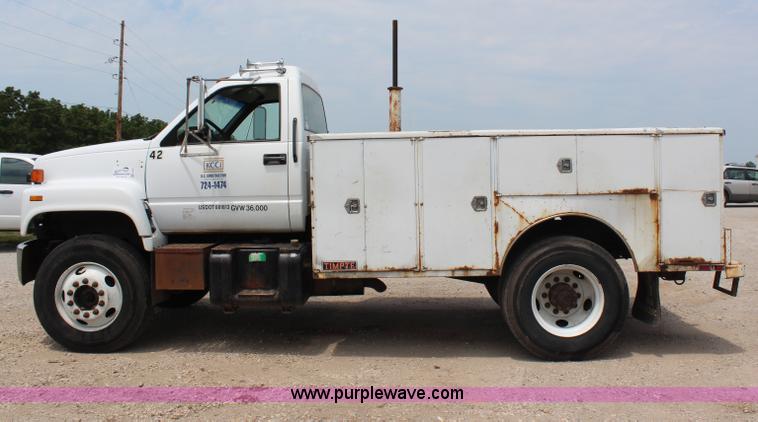 image for item G5072 1996 GMC TopKick service truck