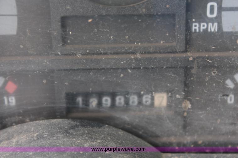 image for item G5072 1996 GMC TopKick service truck