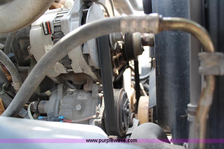 image for item G5072 1996 GMC TopKick service truck