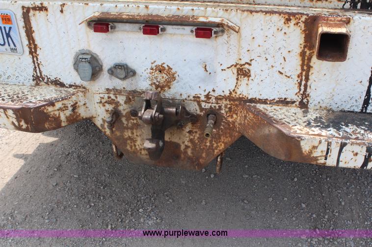 image for item G5072 1996 GMC TopKick service truck