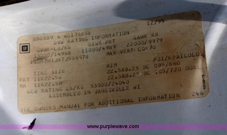 image for item G5072 1996 GMC TopKick service truck