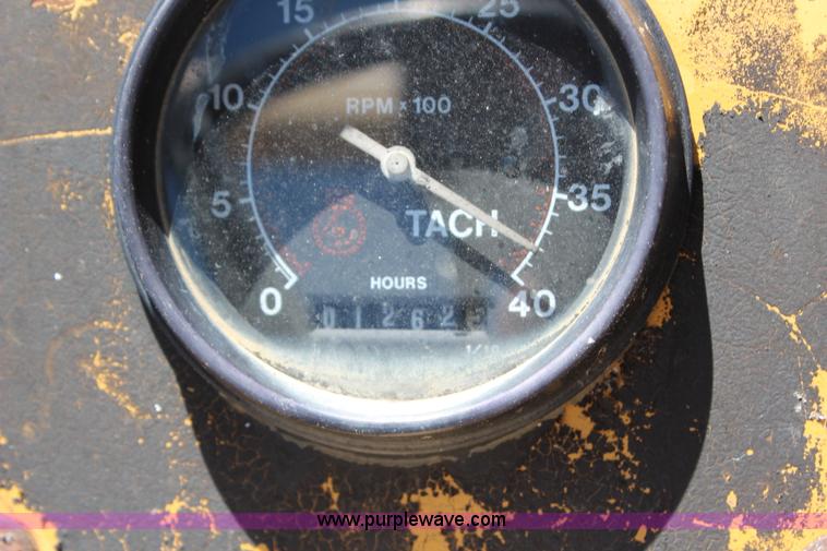 image for item G5201 Vermeer V6050 trencher