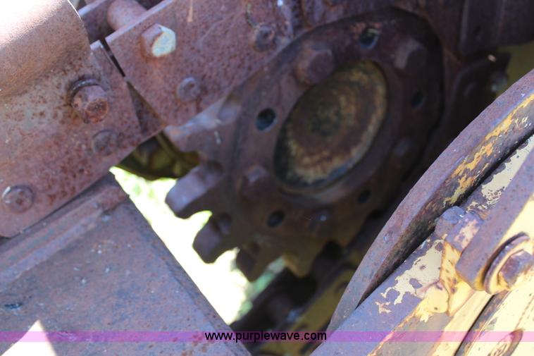 image for item G5201 Vermeer V6050 trencher