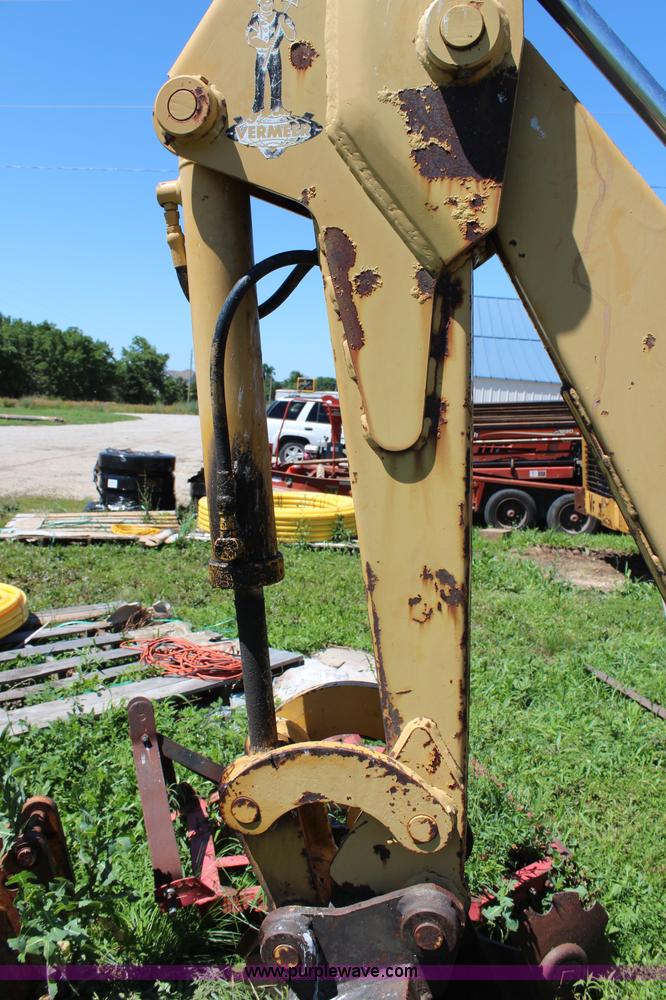 image for item G5201 Vermeer V6050 trencher