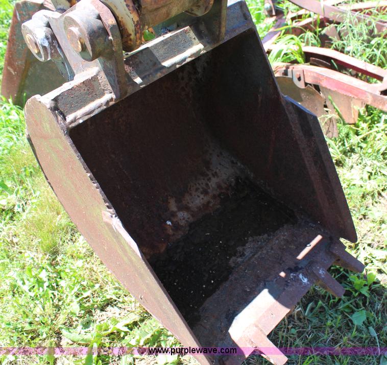 image for item G5201 Vermeer V6050 trencher