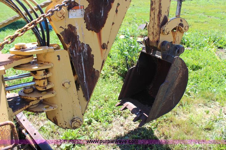 image for item G5201 Vermeer V6050 trencher