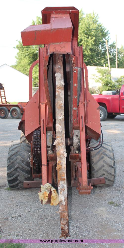 image for item G5205 1981 Ditch Witch 6510 rock saw