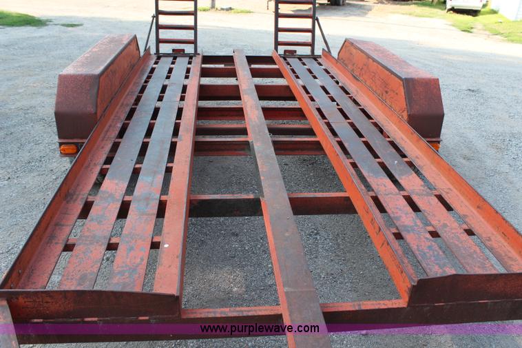 image for item G5206 1978 Belshe tandem axle trencher trailer