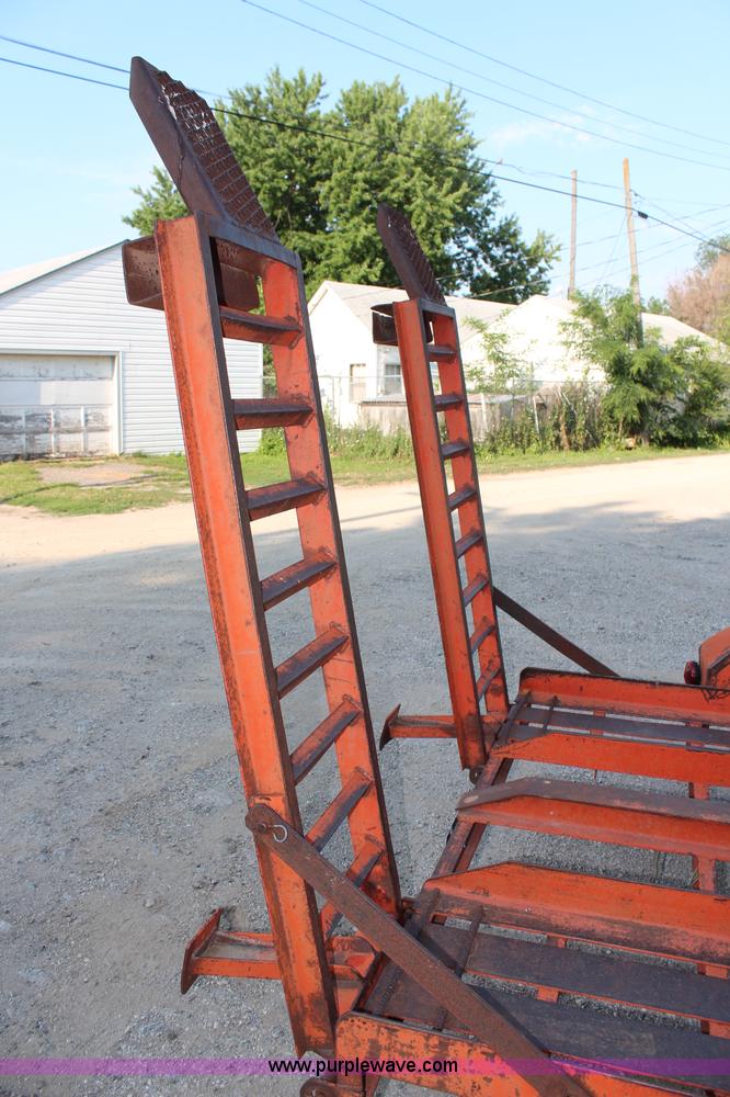 image for item G5206 1978 Belshe tandem axle trencher trailer