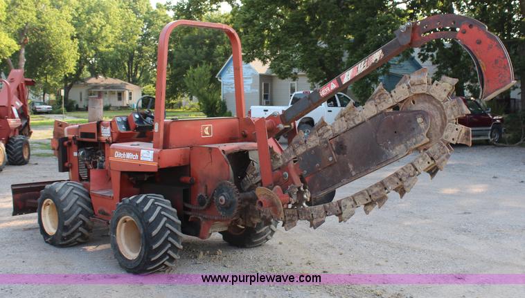 image for item G5207 Ditch Witch 4010 trencher
