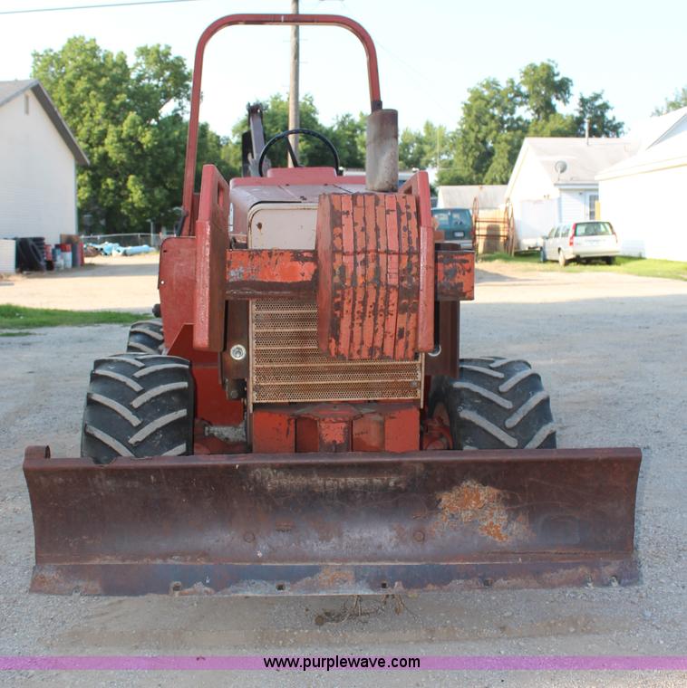 image for item G5207 Ditch Witch 4010 trencher